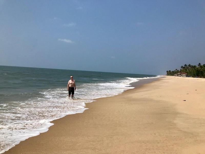 Leena Marari Beach House Alappuzha Exteriör bild